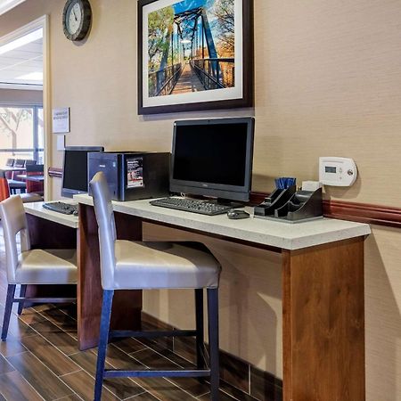 Comfort Suites Near Six Flags Magic Mountain Stevenson Ranch Exterior foto
