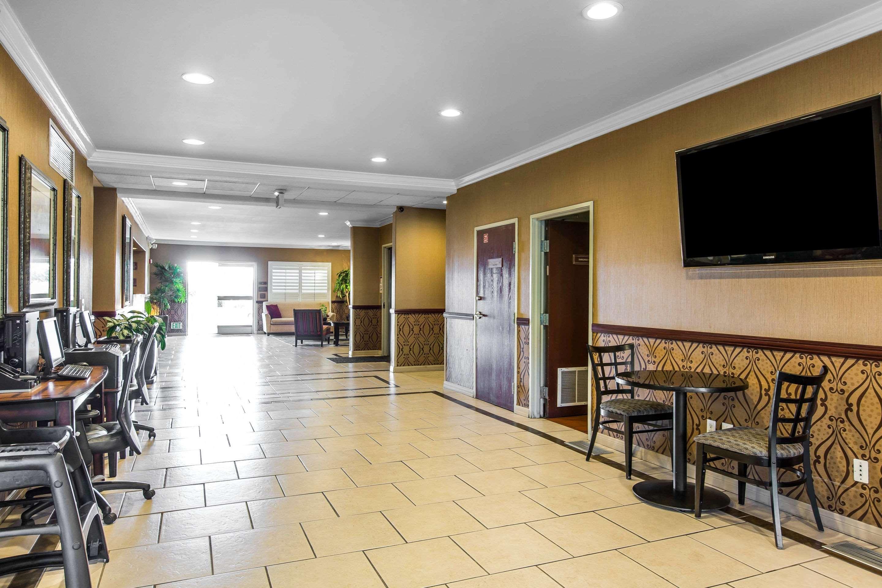 Comfort Suites Near Six Flags Magic Mountain Stevenson Ranch Exterior foto