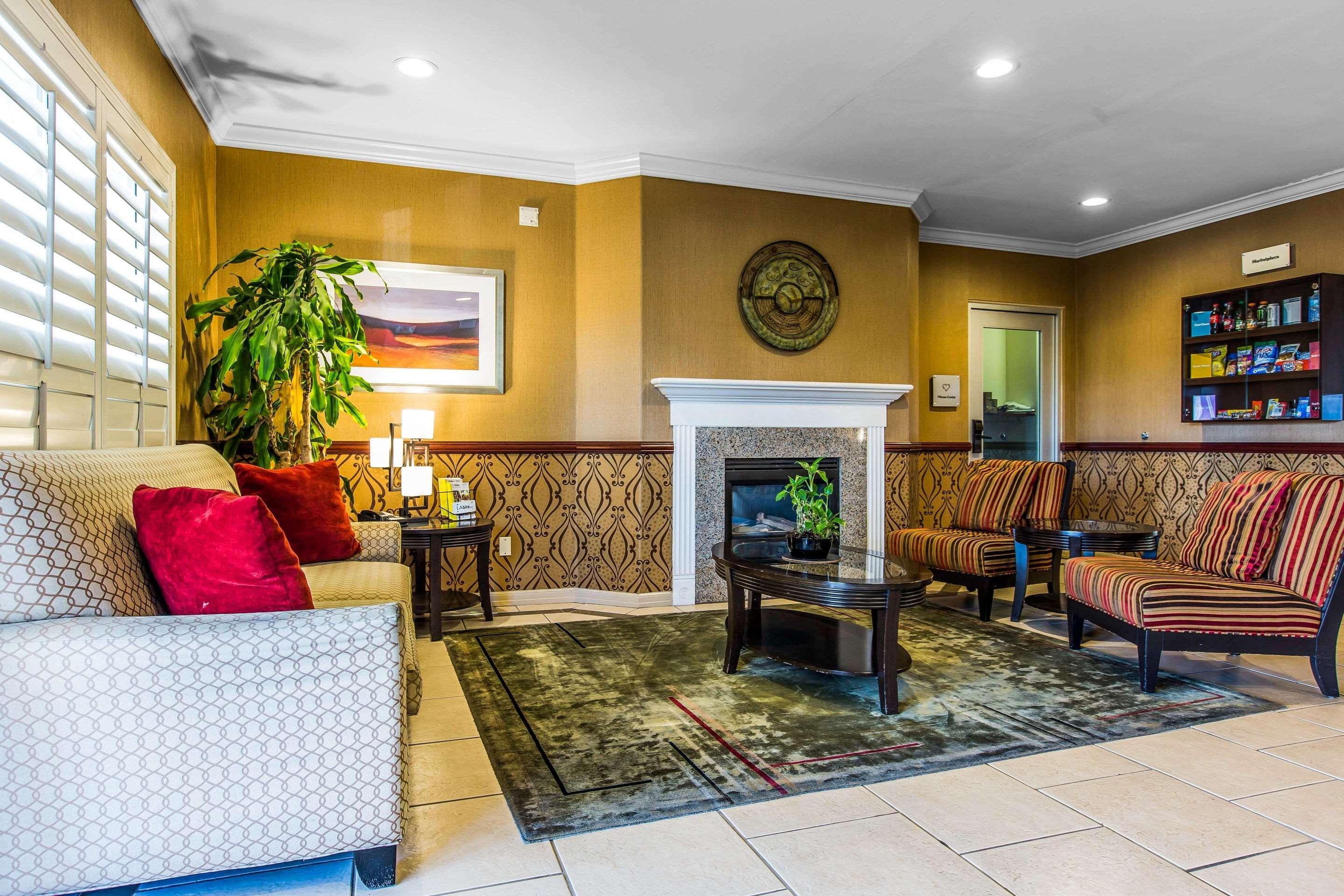 Comfort Suites Near Six Flags Magic Mountain Stevenson Ranch Exterior foto