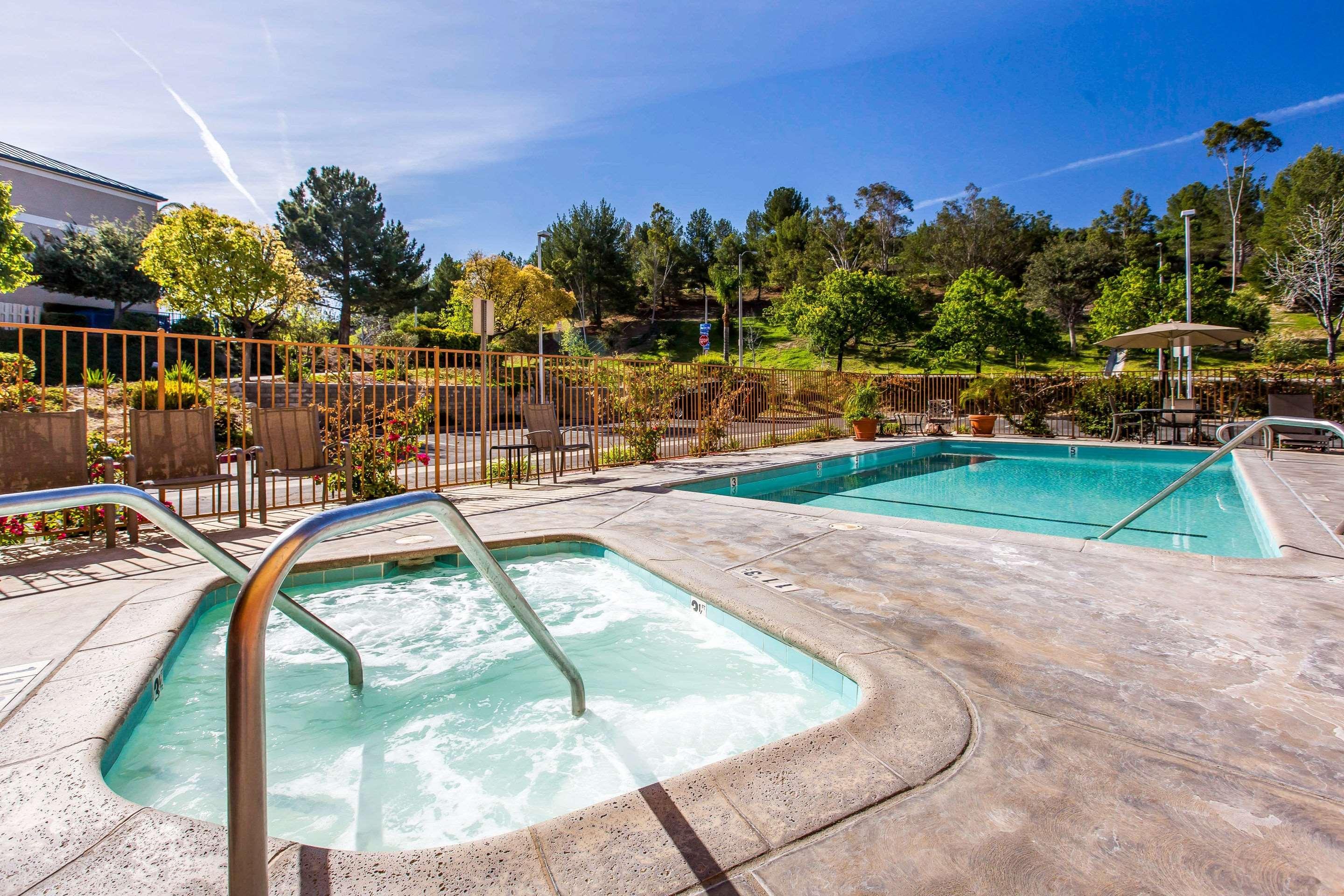 Comfort Suites Near Six Flags Magic Mountain Stevenson Ranch Exterior foto
